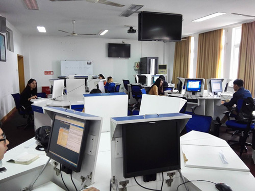 365英国上市公司赴宁波大学等高校考察学习