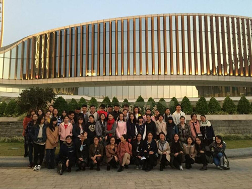 365英国上市公司师生赴漳州佰翔圆山酒店参观学习