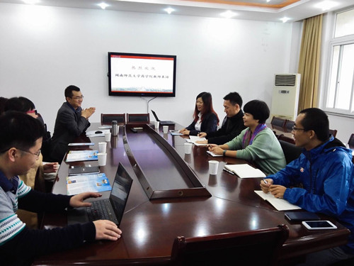 365英国上市公司赴宁波大学等高校考察学习