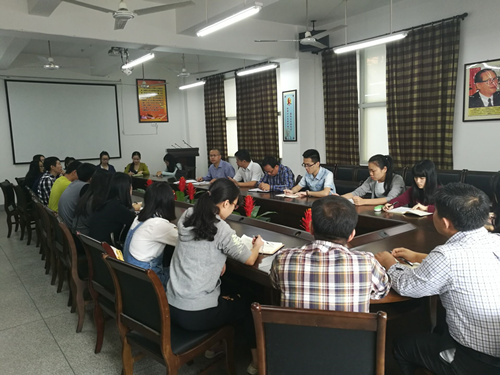 365英国上市公司专题学习党的十八届六中全会会议精神，提升党员“四种意识”
