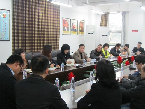公司党委书记林晓峰同志参与经济公司师生代表座谈会
