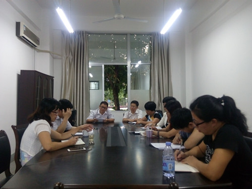 华侨大学经济与金融公司副经理、博士生导师许培源教授应邀到公司交流讲学